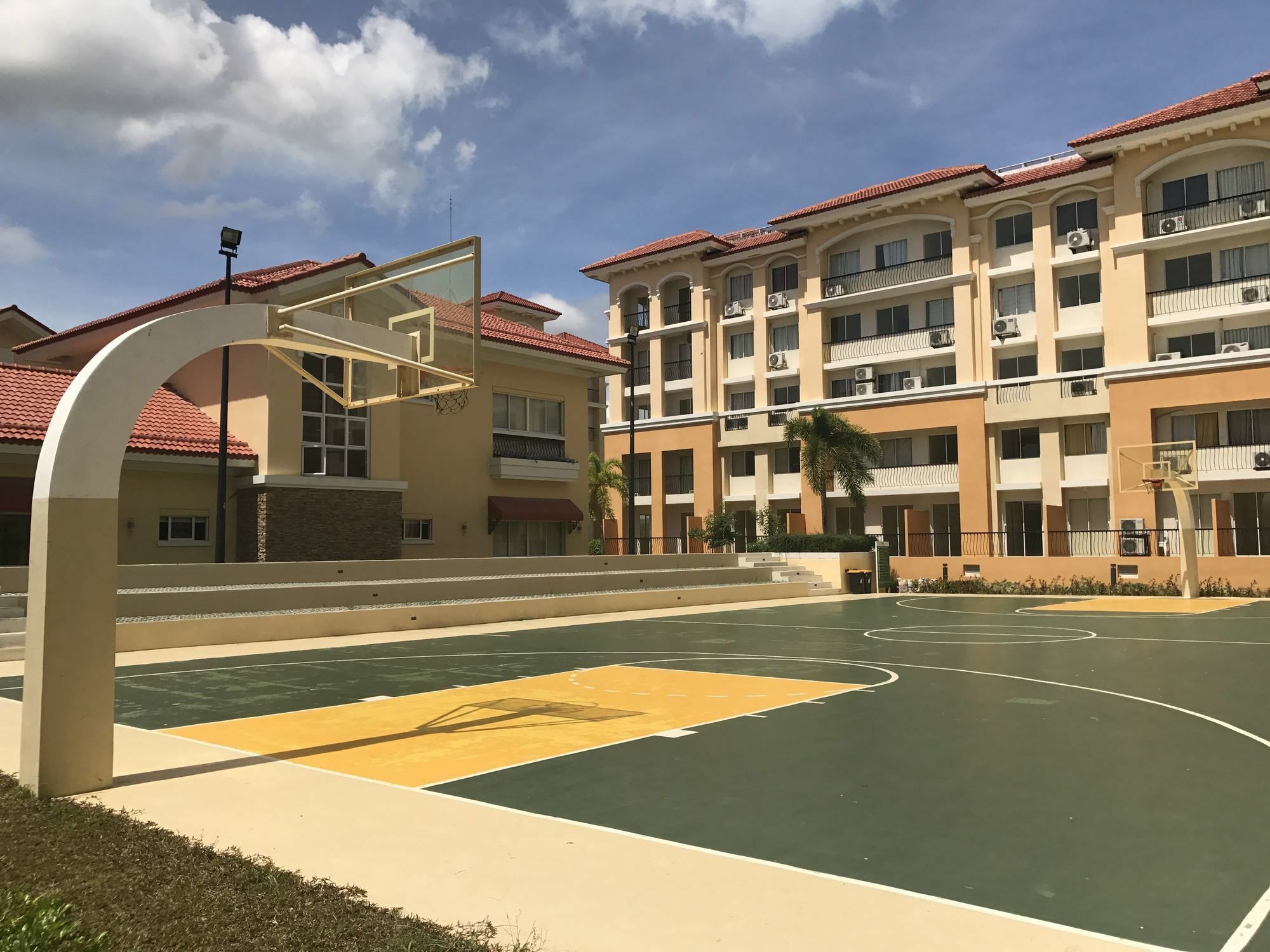 San Remo Oasis Serviced Apartments Cebu Eksteriør bilde